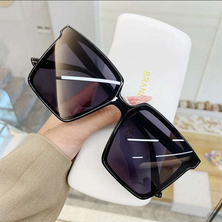 Designer Square SunglassesDesigner Square Sunglasses
Introducing our new Designer Square Sunglasses! These sunglasses are perfect for both men and women, and feature a stylish oversized squarSunglassesHi Tech Glam LtdDesigner Square Sunglasses