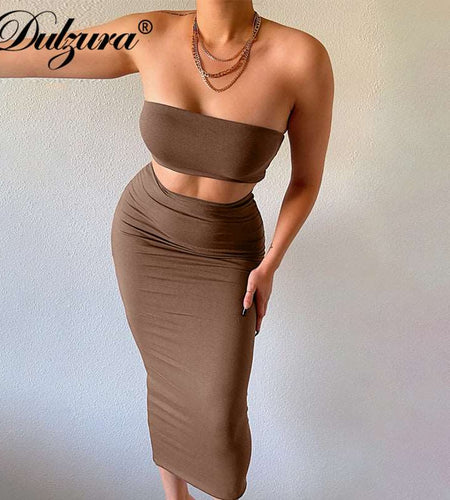 Bodycon Tube Skirt SetLooking for a stylish and eye-catching outfit for a night out? Look no further than the Bodycon Tube Skirt Set from HiTech Glam! This two-piece set features a tube cwomens clothingHi Tech Glam LtdBodycon Tube Skirt Set