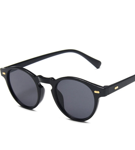 Trendy Color SunglassesTrendy Color Sunglasses
Introducing our Small Leopard Frame Sunglasses - the epitome of style and versatility! Not only do these sunglasses elevate your fashion gamesunglassesHi Tech Glam LtdTrendy Color Sunglasses