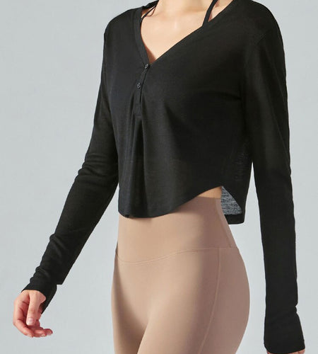 Sports ShirtSports Shirt
Elevate your active wardrobe with our Slim V-neck Long Sleeve Yoga Top – a versatile and stylish addition to your fitness attire. Designed for women whoHi Tech Glam LtdSports Shirt