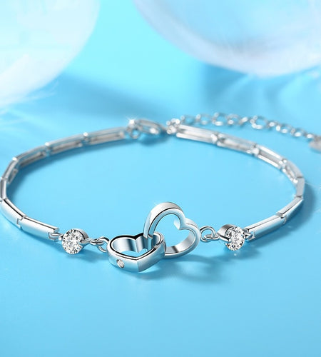 Double Heart Bracelet
Introducing our stunning Double Heart Bracelet, the ultimate symbol of love and devotion. Crafted from high-quality Sterling Silver, this bracelet is a timeless piejewelryHi Tech Glam LtdDouble Heart Bracelet