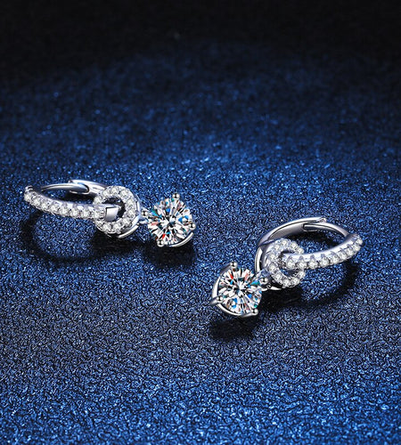 Genuine Moissanite Drop EarringsIndulge in the Brilliance of Genuine Moissanite
Add a touch of elegance to your fine jewelry collection with our Genuine Moissanite Drop Earrings. These exquisite eajewelryHi Tech Glam LtdGenuine Moissanite Drop Earrings